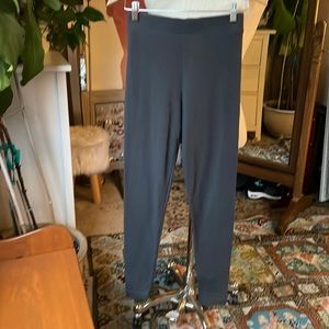 Universal Standand leggings